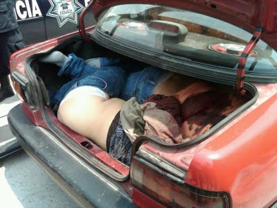tepecoacuilco-guerrero-man-and-woman-found-executed-and-wrapped-in-blankets-then-placed-in-trunk-of-abandoned-car.jpg